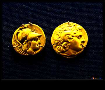 FX №13752 Желтого цвета. Золотые монеты Древнего Рима.
