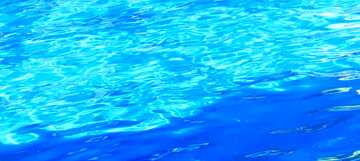 FX №60085 Abdeckung. Das blaue Wasser im pool.