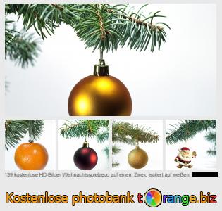 Bilddatenbank tOrange bietet kostenlosen Fotos aus dem Bereich:  weihnachtsspielzeug-auf-einem-zweig-isoliert-auf-weißem-hintergrund