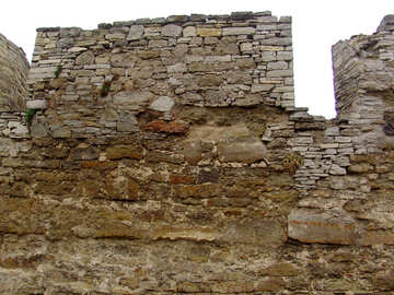  Defensivo pared del antiguo castillo de cerca.  №348