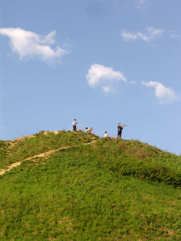 Menschen Drachen auf dem Hügel №568