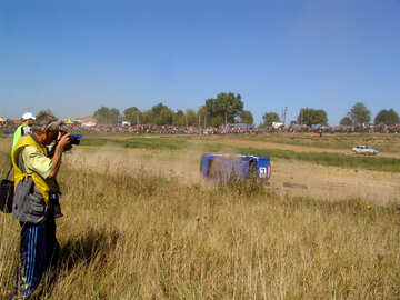 Photographer record auto crash №1000