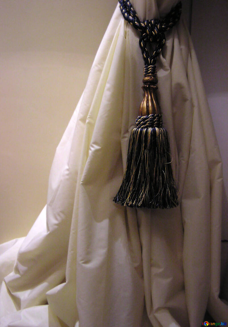 Tassels on curtains №318