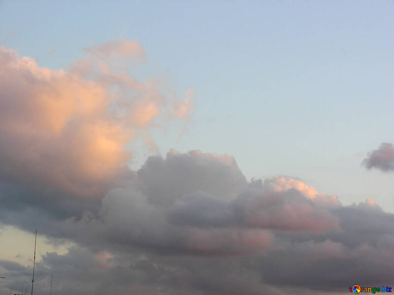 Cor-de-rosa nuvens №279