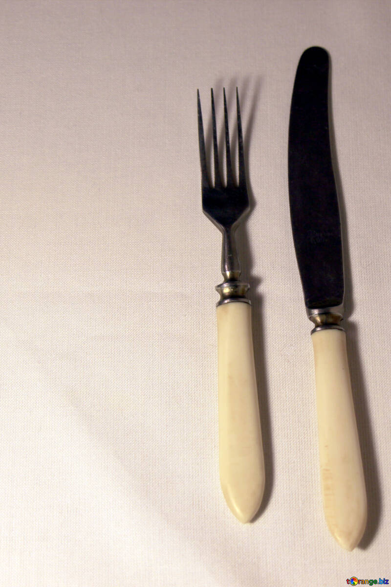 The knife and fork. Old with white bone handle. №939