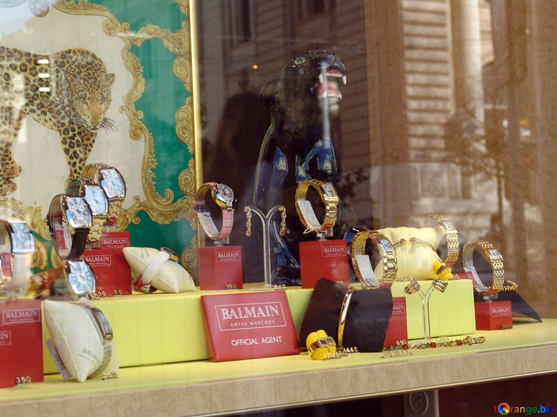 A Geschäft Fenster Balmain Schweizer Uhren in Genf. №451