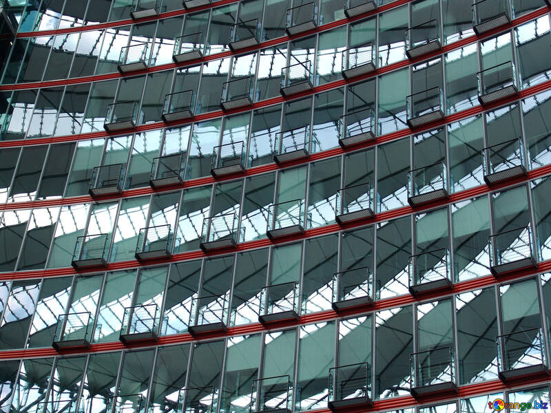 Glas-Gebäude mit Balkons №248