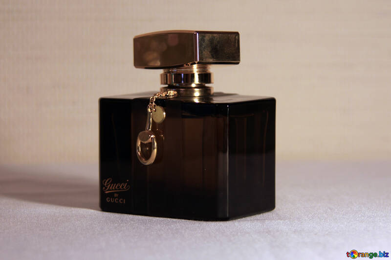Gucci perfume frasco №927