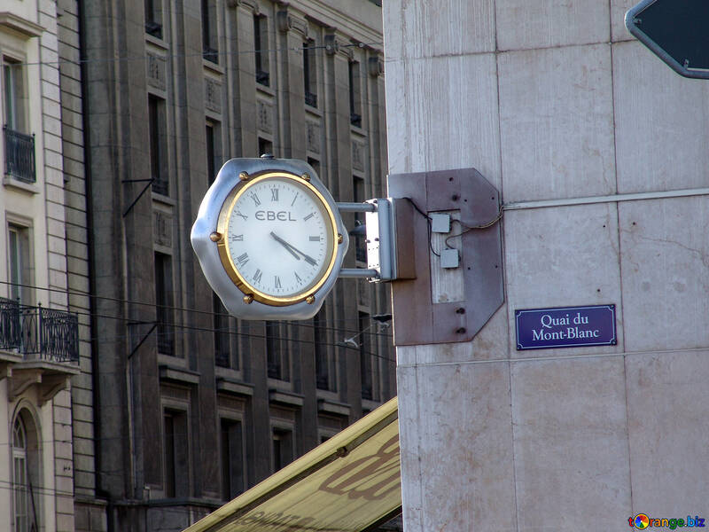 Street clock on the wall. №449