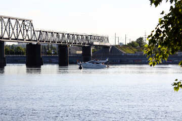 A yacht passes under the bridge №1931