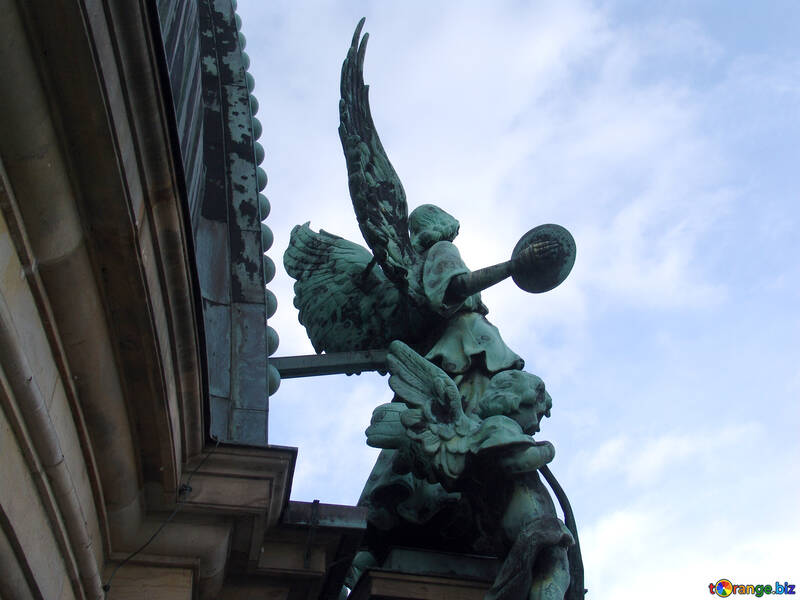 Skulptur mit Flügeln №11636