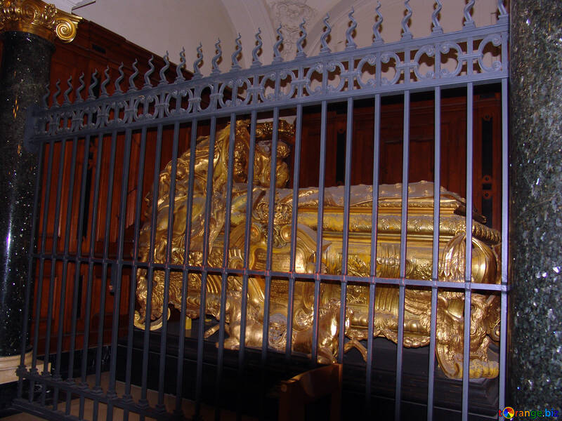Le cercueil d`or №11797