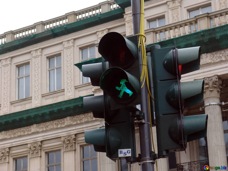 Green traffic light for pedestrians №11510