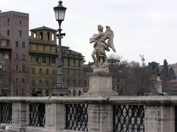The sculpture on the bridge №12323