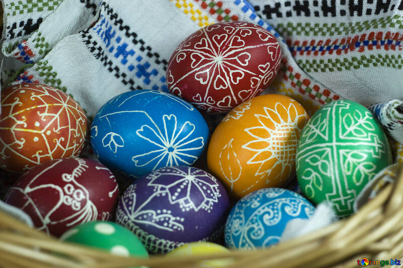 Huevos de Pascua en cesta №12264