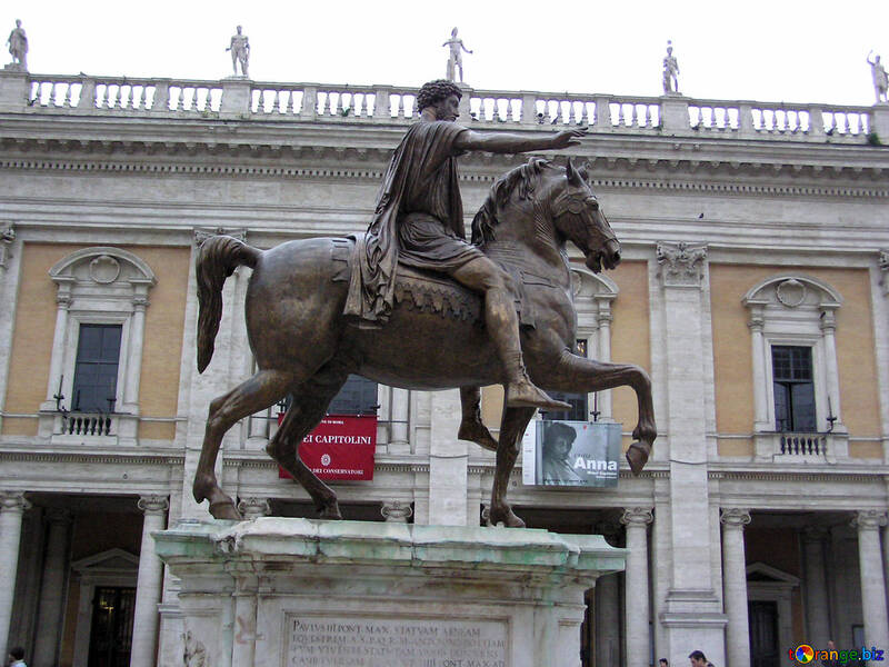 Estátua equestre de Marcus Aurelius №12570