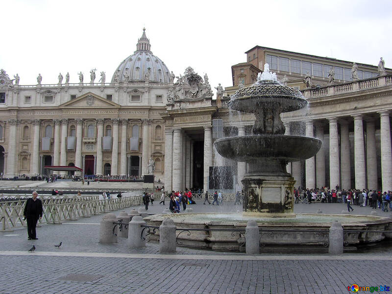 The fountain in the Vatican №12352