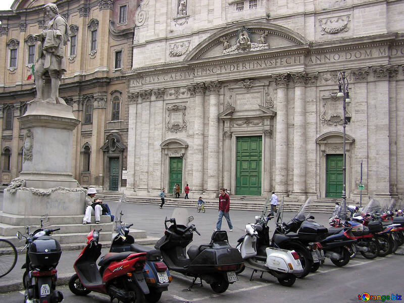 Motorcycles in Rome №12424