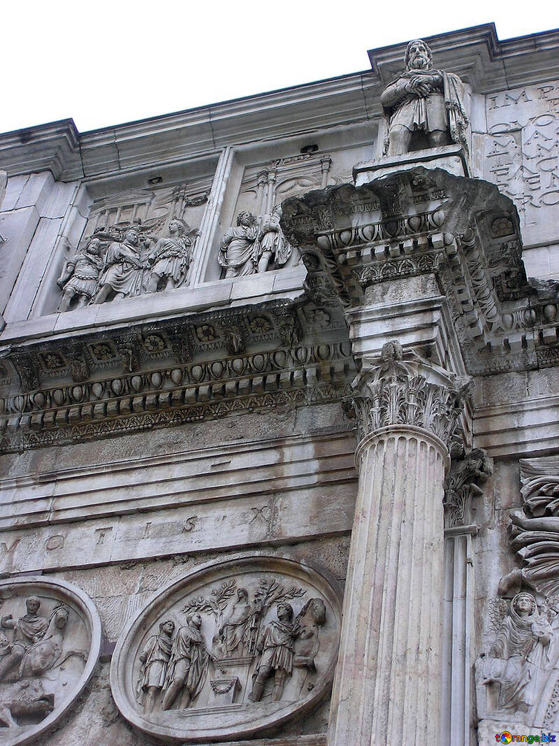 Skulpturen auf dem Triumphbogen des Konstantin №12425