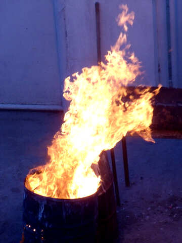 Fire burning in barrel №13542