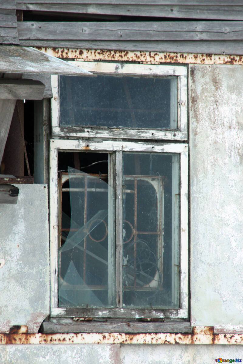 The texture of the broken window №13732