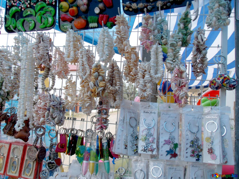 Necklaces made of shells №13507