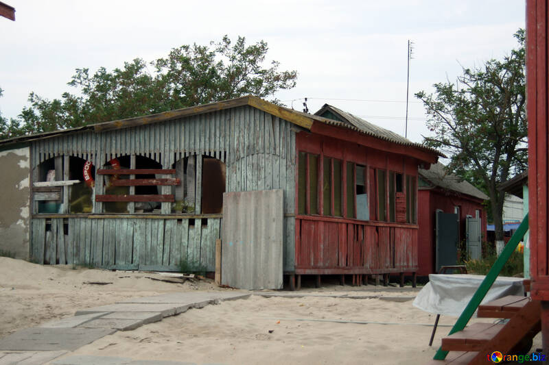 古い木造の家 №13173