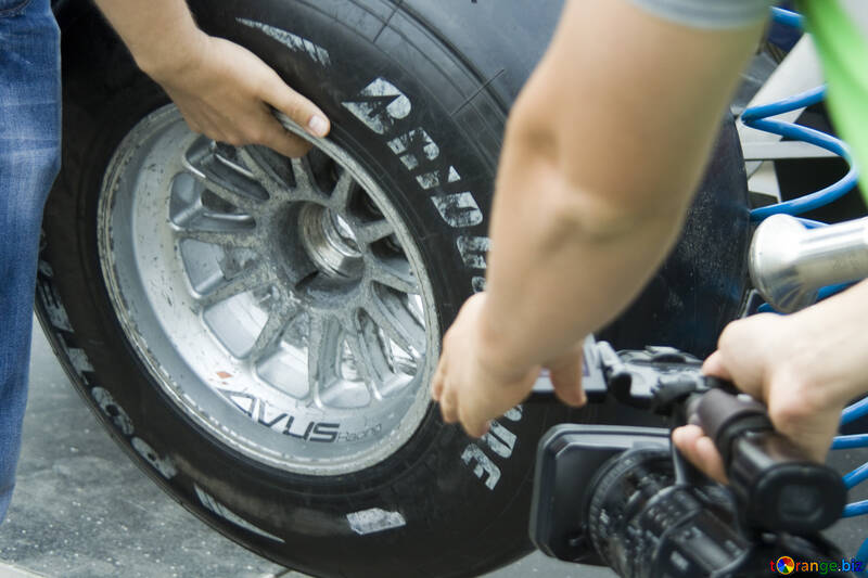Reparación de neumáticos de atracción №14754