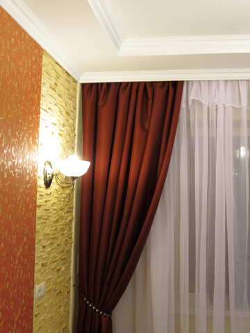 The curtains in the bedroom №15479