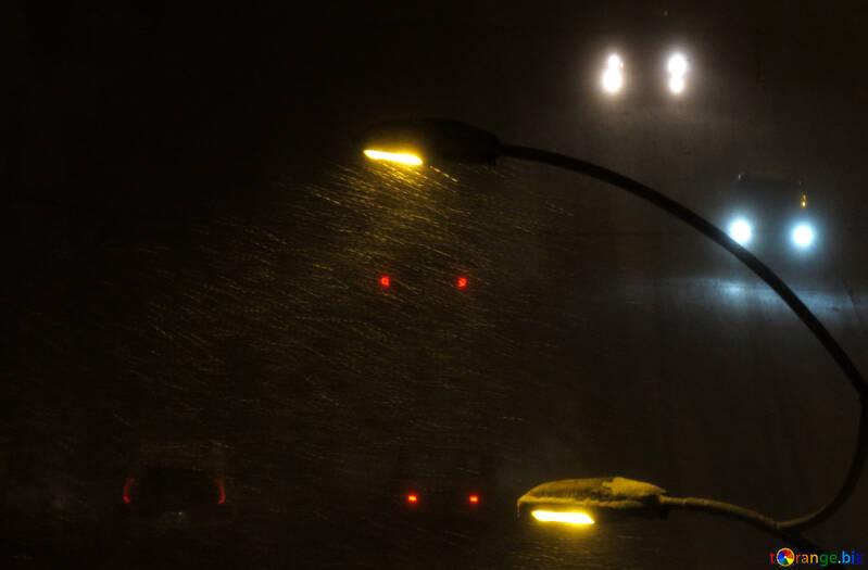 Straßenbeleuchtung im winter №15546