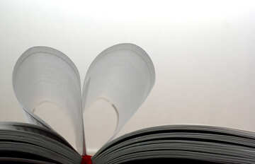Heart of the pages of the book №16080