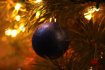 Weihnachtsdekoration auf dem Baum №16528
