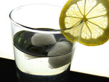 Cocktail mit Zitrone №16129