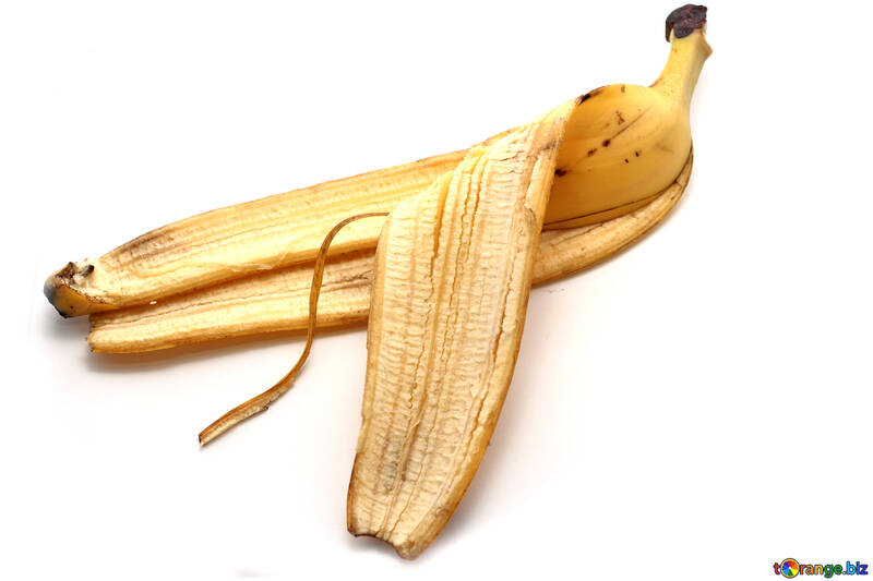 The skin of banana №16352