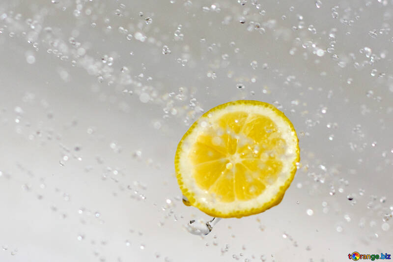 Lemon and water drops №16180