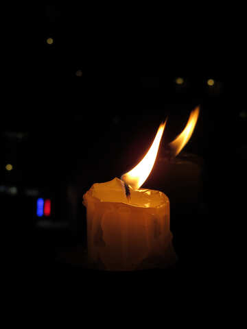 Candle in the city  №17402