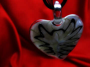 Glass heart on the desktop №17520