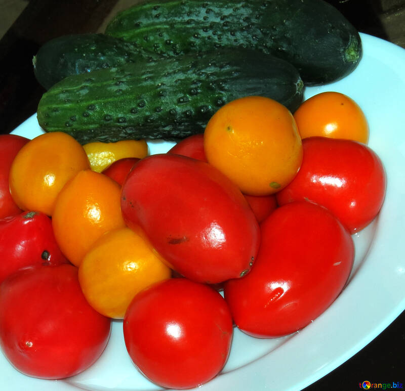 Tomatoes and cucumbers №17796