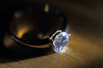 Gold diamond ring №18587