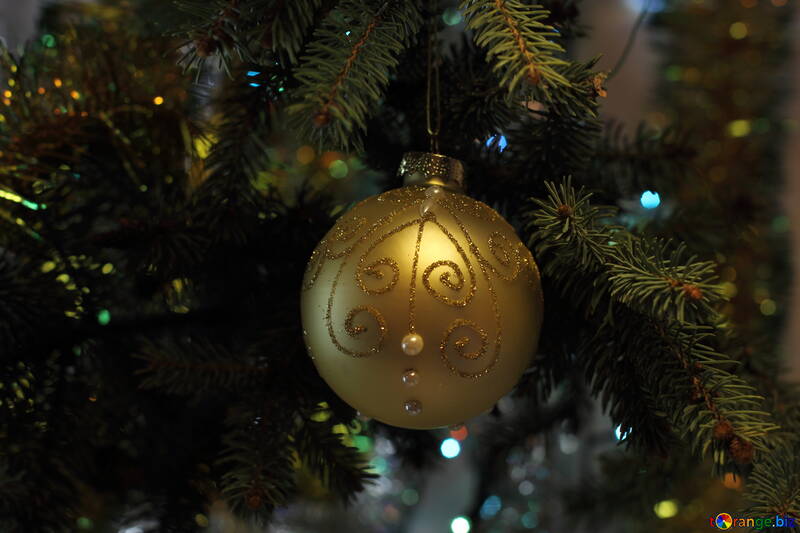 Golden ball on the Christmas tree №18358