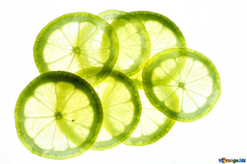 Zitrone in dünne Scheiben geschnitten №18333