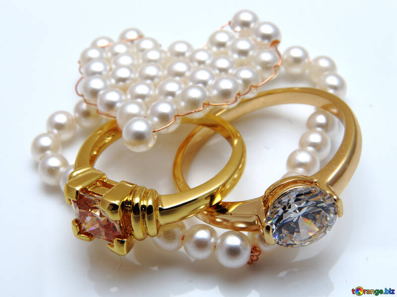Jewelry made of pearls №18271