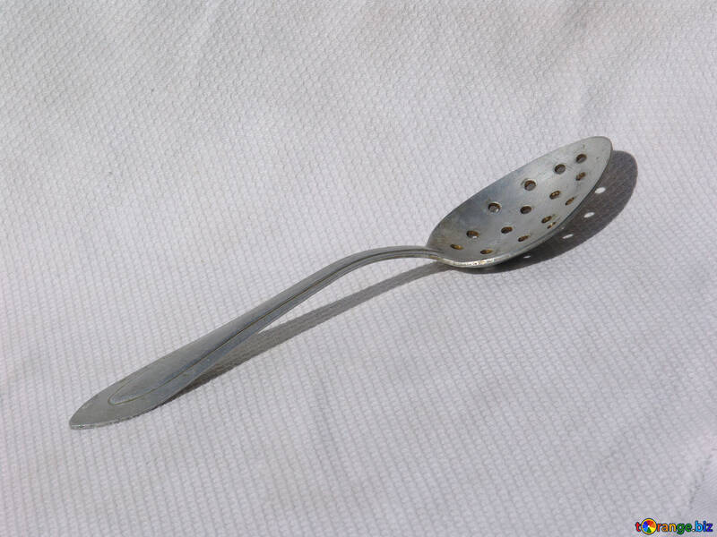 La cuchara la espumadera del aluminio №2990