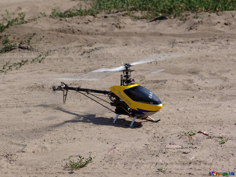 RC Helicopter №2545