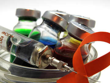 Medicamentos em frascos coloridos №20081