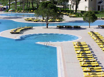 Hotel swimming pool №20906