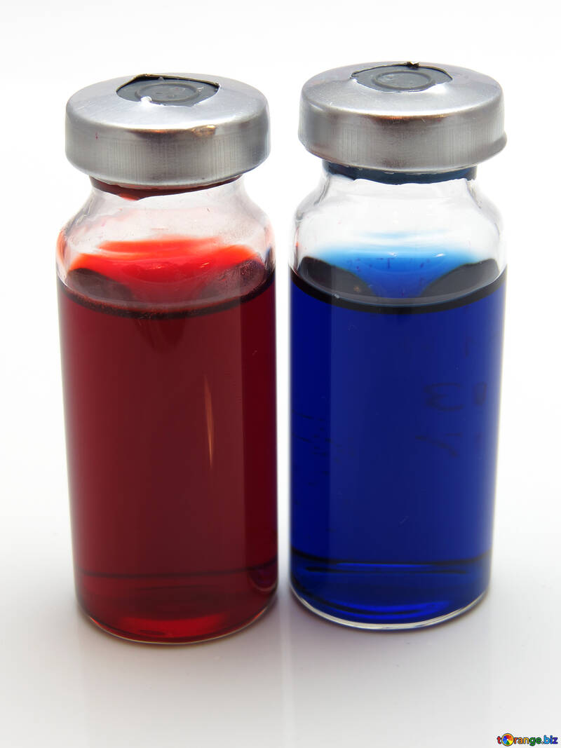 Flacons colorés avec des médicaments №20128