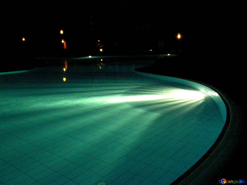 Las piscinas de noche №20818