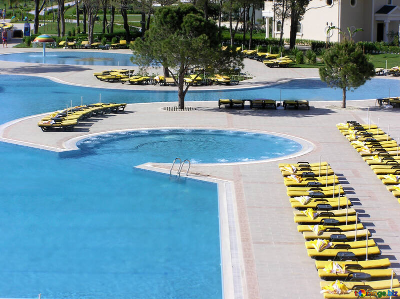 Hotel swimming pool №20906