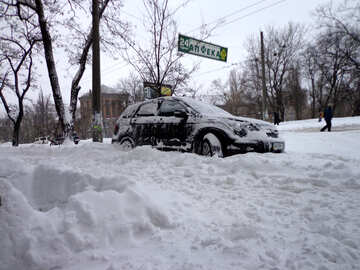 Auto im Schnee №21596